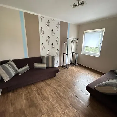 Babzsi Nyaralo Holiday home Vonyarcvashegy