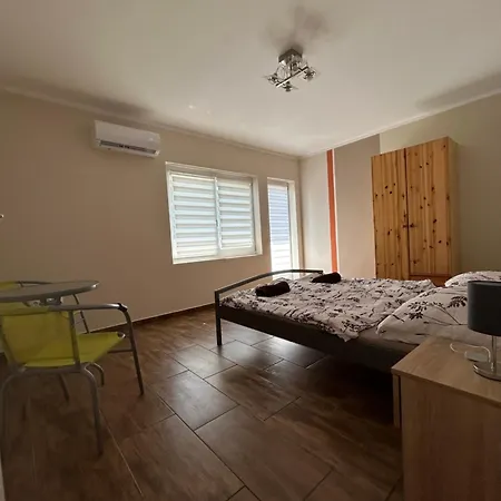 Holiday home Babzsi Nyaralo *