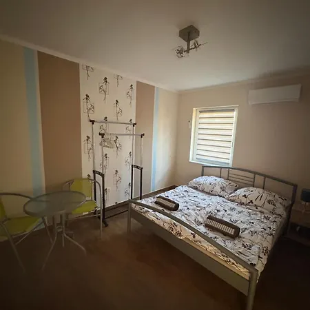 بيت للعطل Babzsi Nyaralo فونيارتْسفاشغ